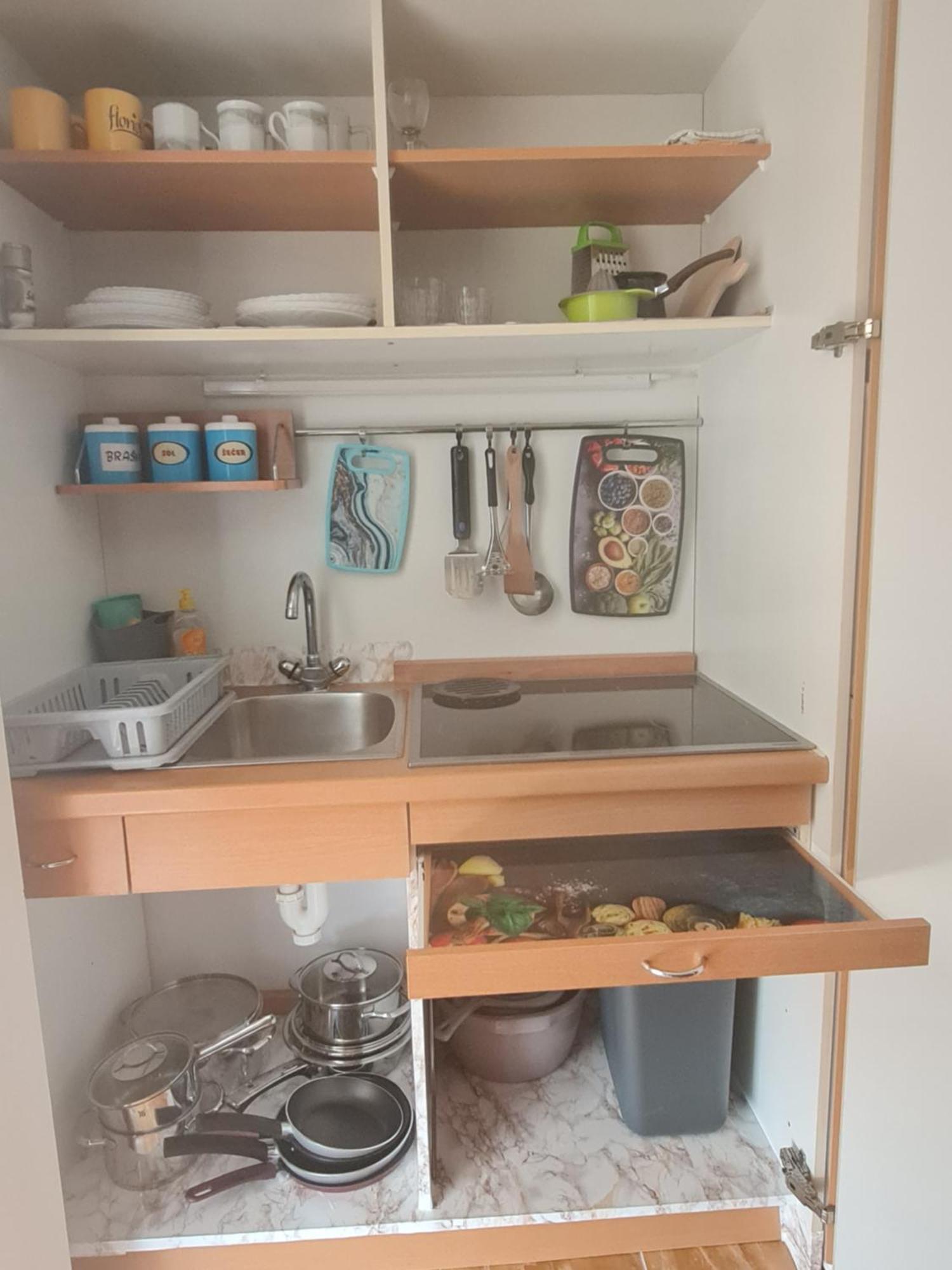 Apartmani Jadro 비르 외부 사진